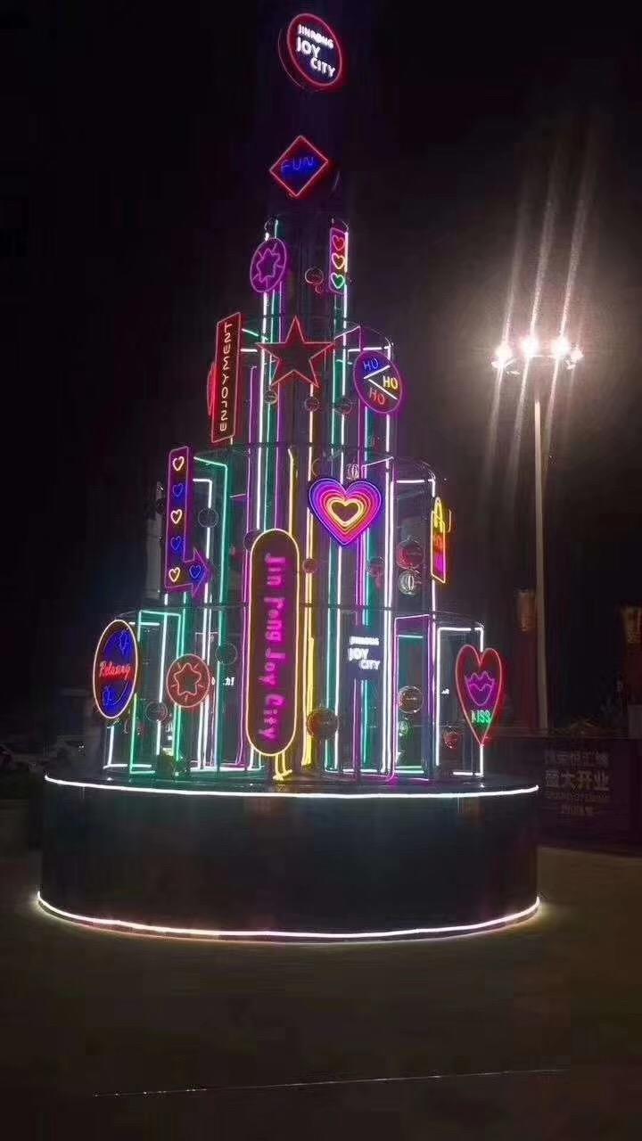 发光圣诞树美陈道具租赁 娱乐设备暖场道具 圣诞暖场互动道具可租可售 网红美陈道具厂家直销 商场美陈圣诞树