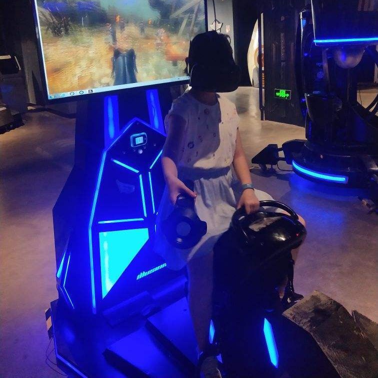 VR骑马 高端暖场互动娱乐设备 新科技虚拟世界暖场互动娱乐设备 2019众暖熊年娱乐高端互动道具设备出租 出售